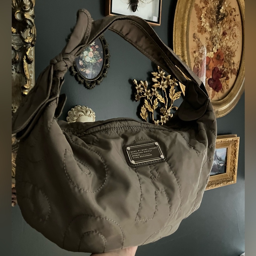 Marc Jacob’s Y2K Quilted Taupe Shoulder